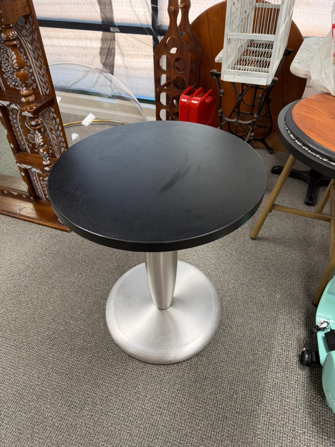 Round Bistro Table  24 X 29,5 - photo 2