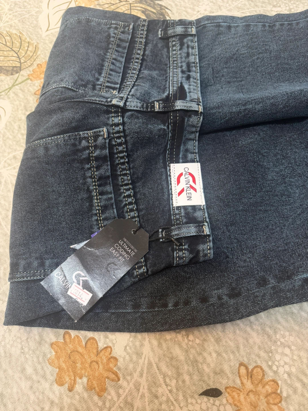 Calvin Klein Jeans - Dark Wash