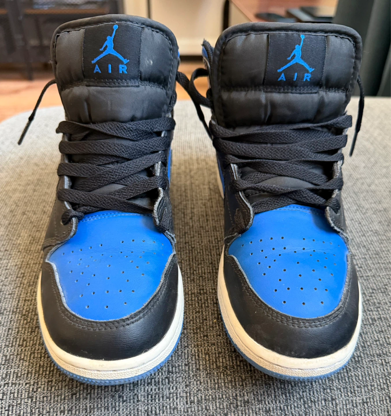 Air Jordan 1 Mid GS - Size 6Y - photo 3
