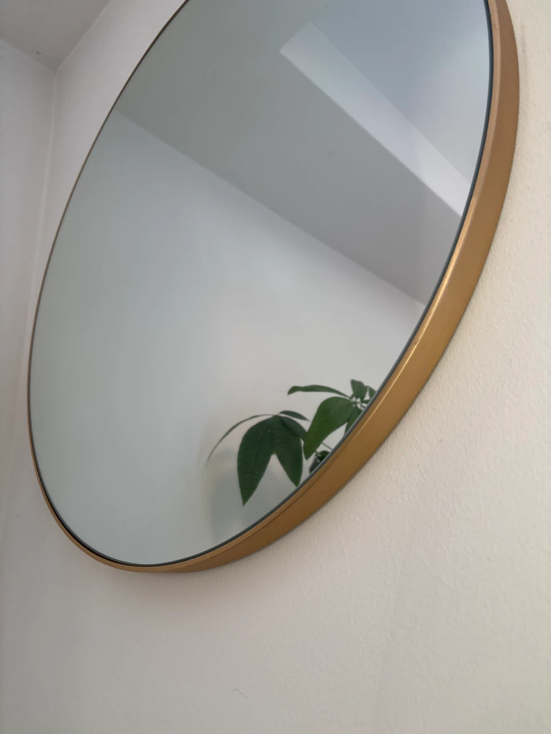 Round Gold Wall Mirror - photo 3