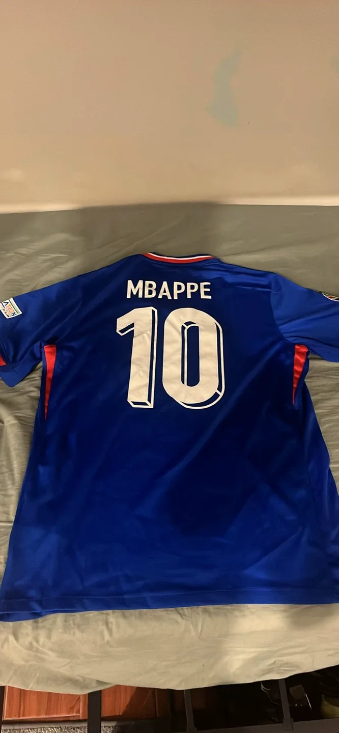 France Mbappe Jersey Size L