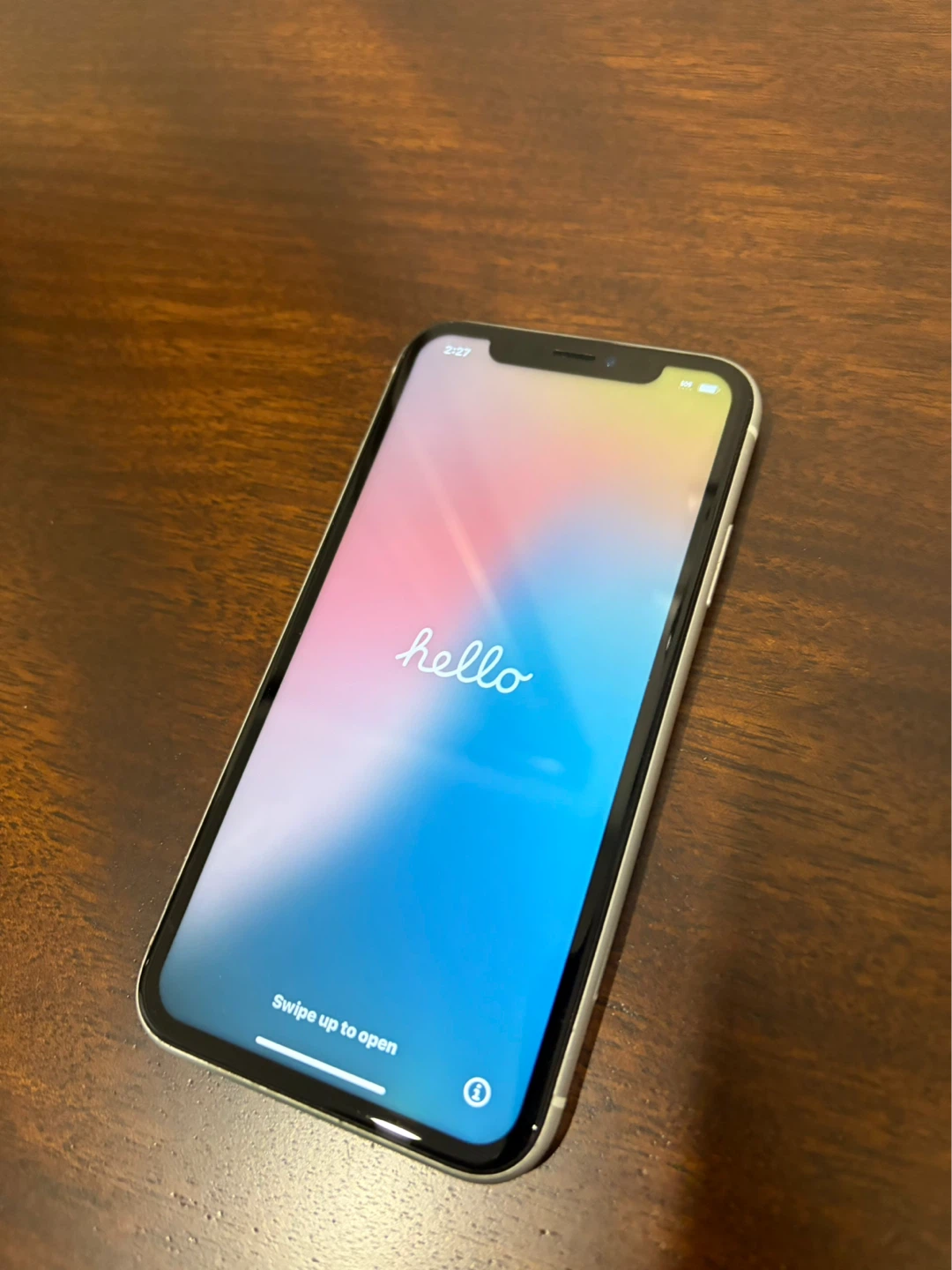 Apple iPhone XR - photo 3