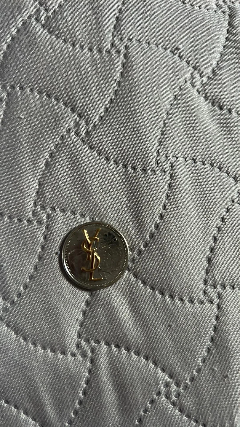 BRAND New: 18k Solid Ygold YSL  Pendant - photo 2