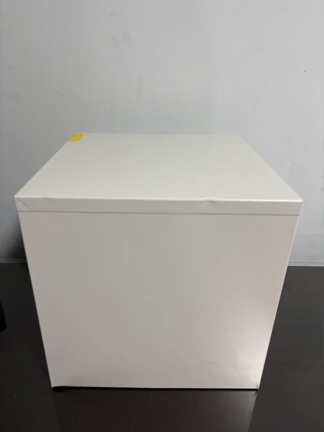 White Lockable Metal Cabinet – Brand New - photo 5