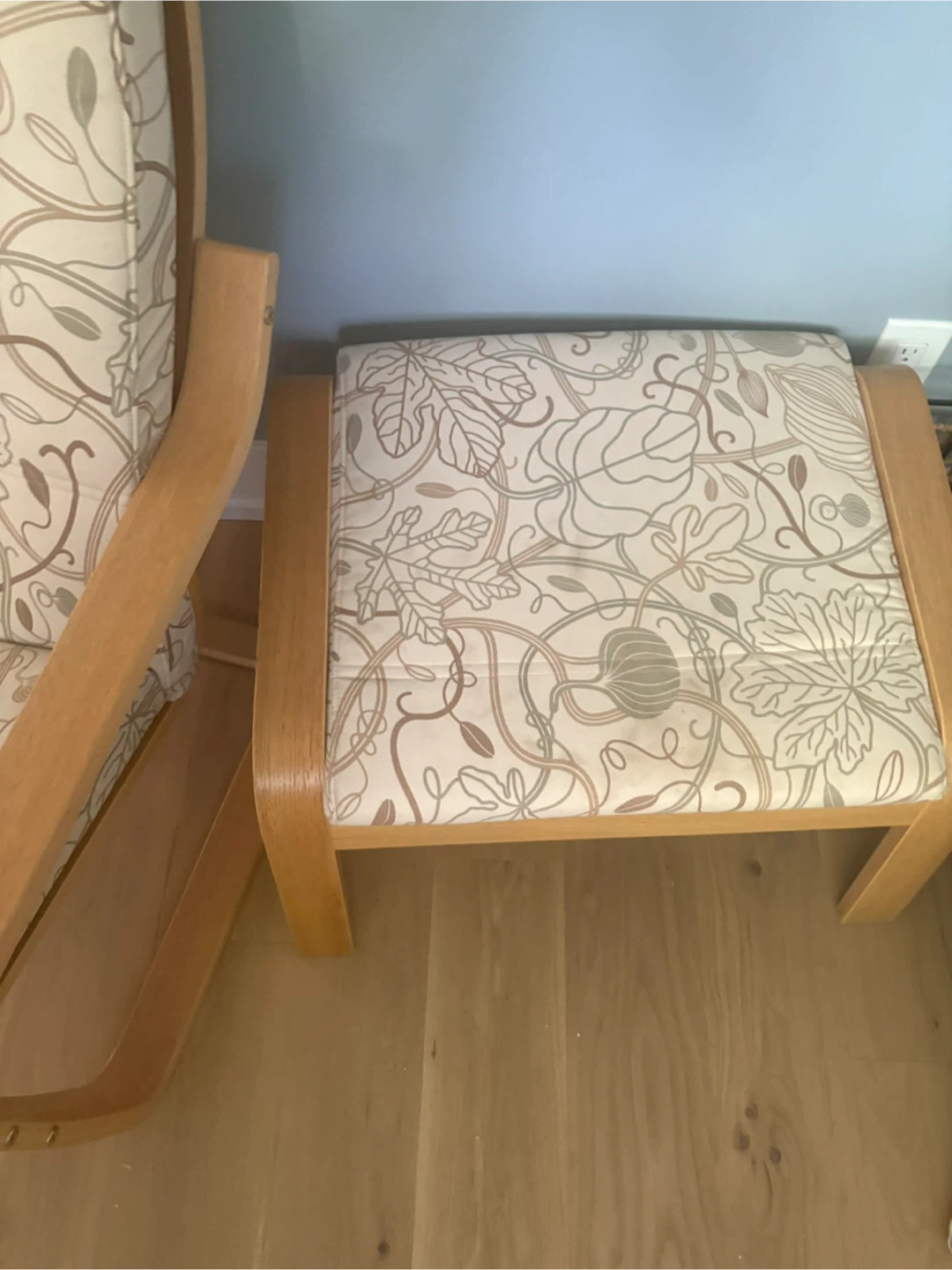 IKEA Poang Chair and Footstool - photo 4