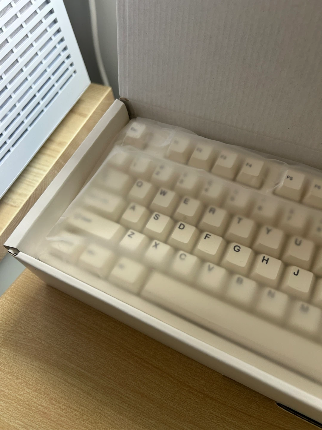 BRAND NEWKeydous NJ98 Mechanical Keyboard - photo 4