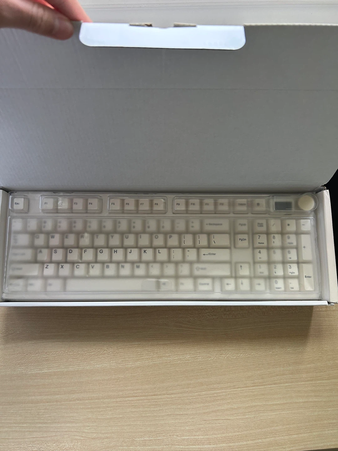 BRAND NEWKeydous NJ98 Mechanical Keyboard - photo 3