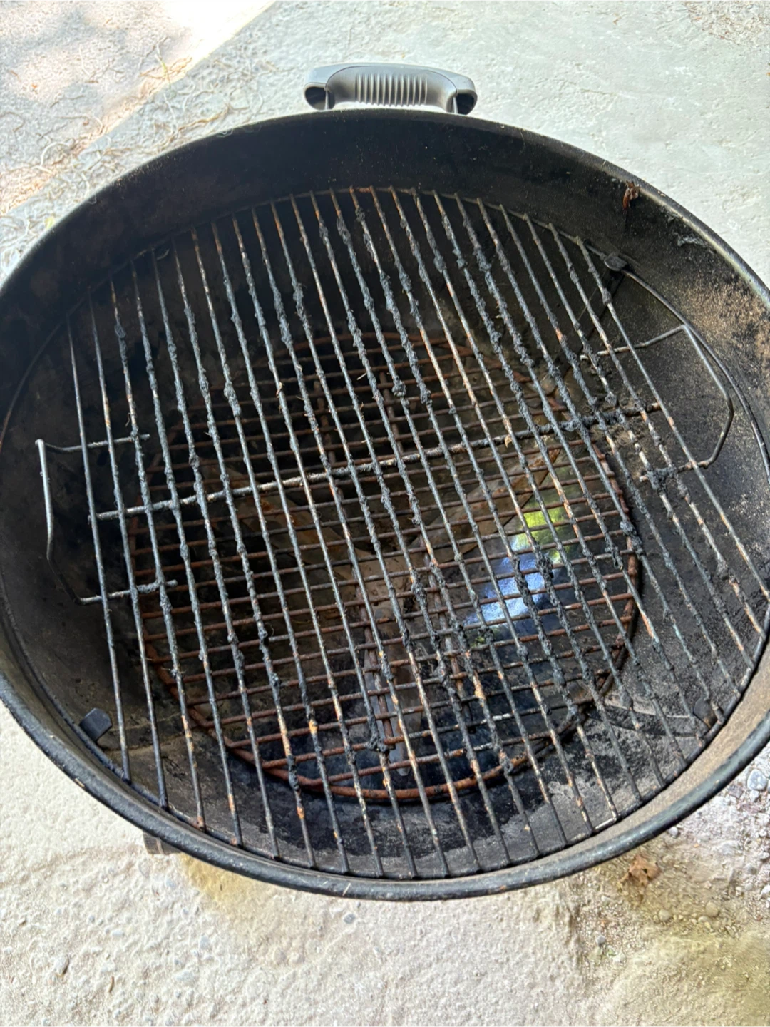 Weber Kettle Charcoal Grill - photo 3