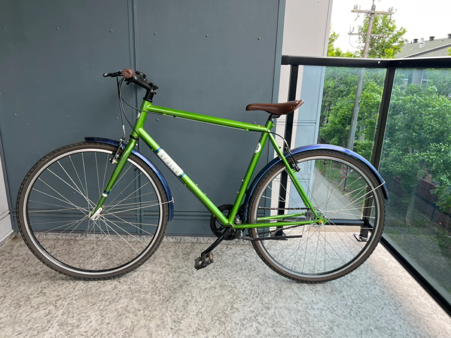 Apollo Classic Series Bicycle