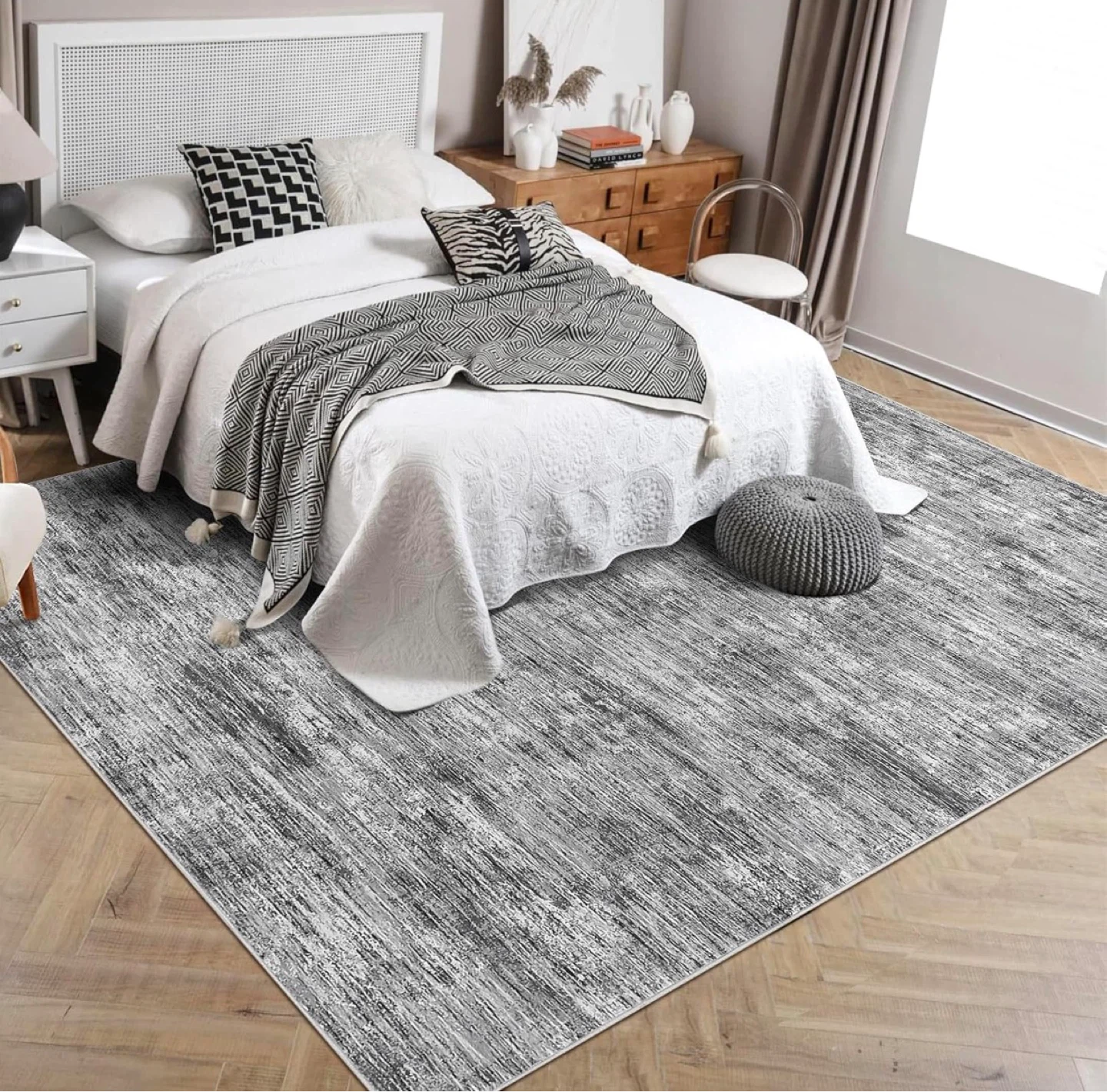 6x9 feet Grey Distressed Area Rug - photo 2