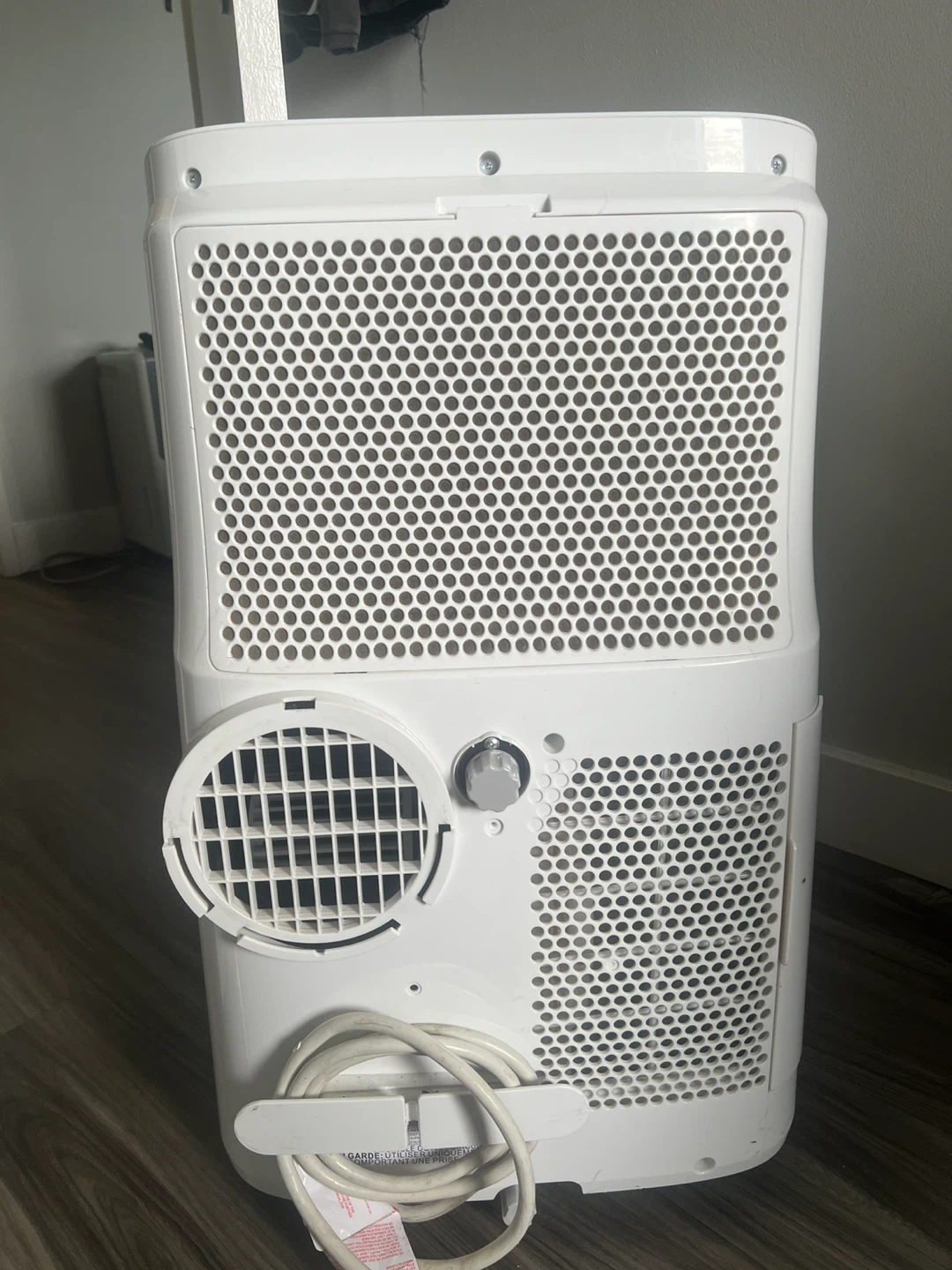 Toshiba Portable Air Conditioner - photo 4