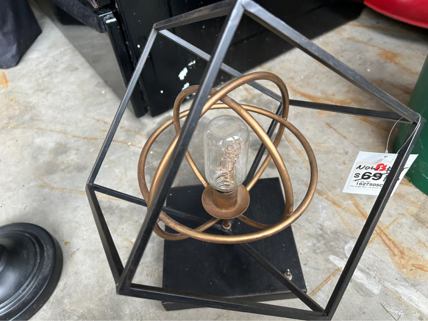 Modern Geometric Table Lamp