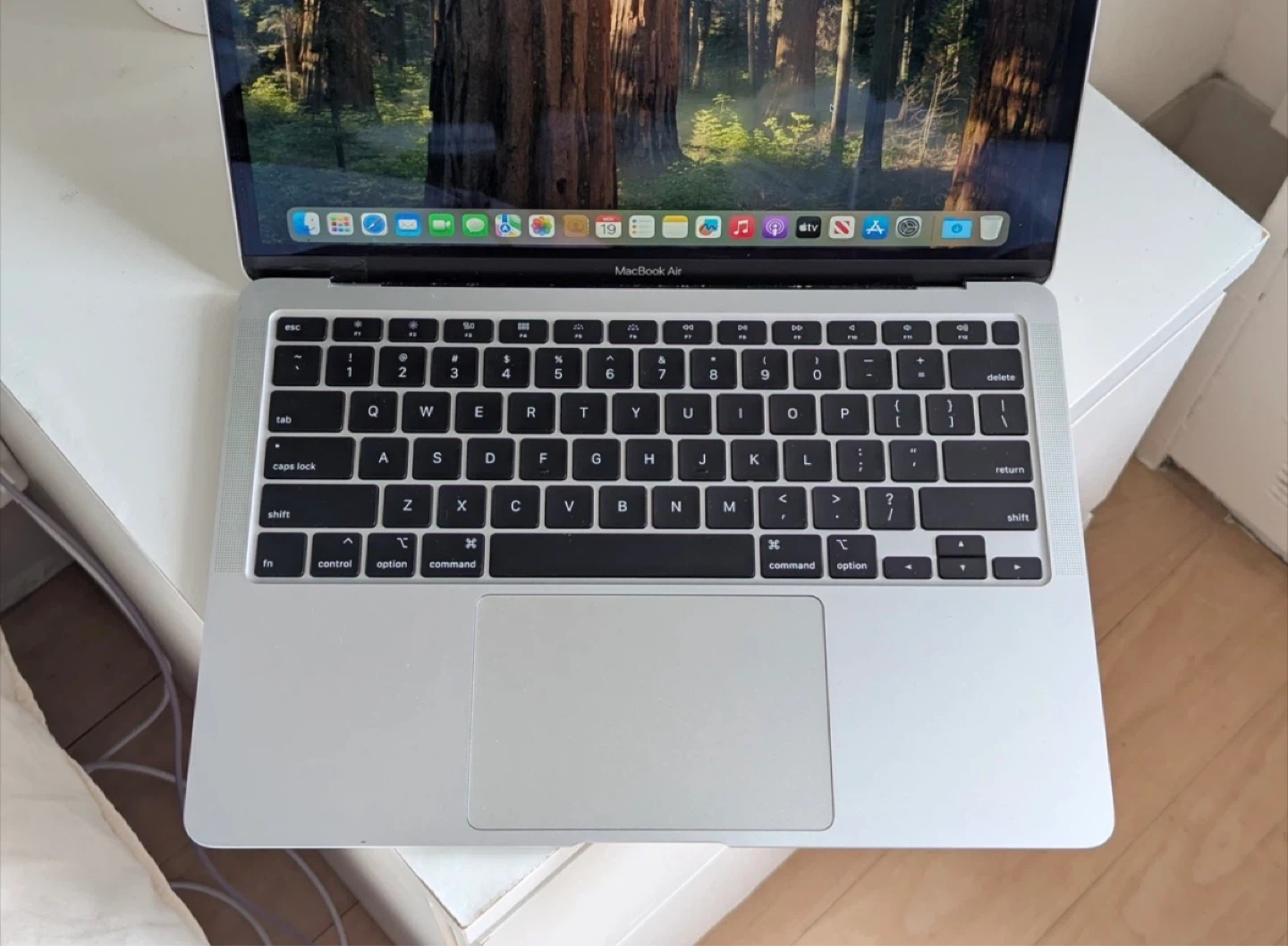MacBook Air Silver (Retina, 13-inch, 2020) — 250GB / 8GB - photo 2