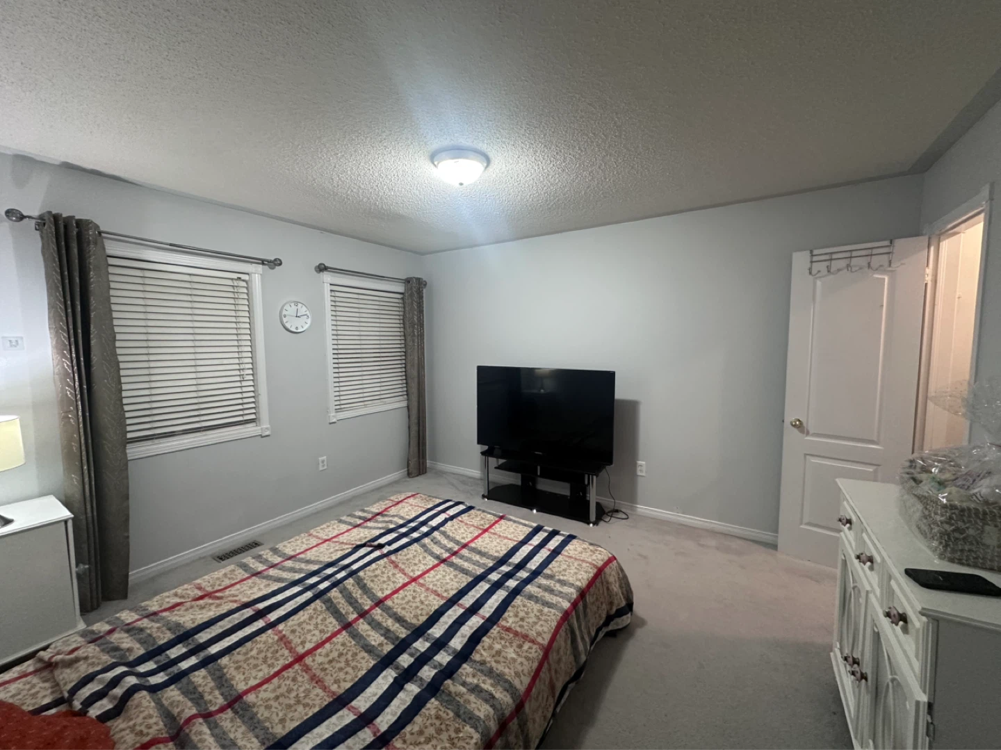 Private  bedroom for rent. for female tenants only. - photo 2