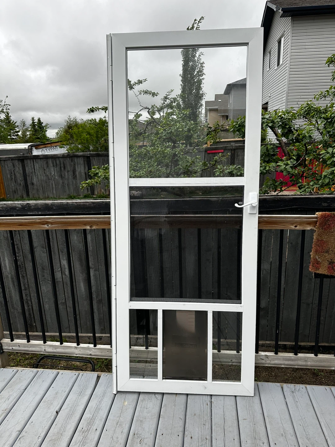 Larson Storm Door (w) Pet Door - photo 2