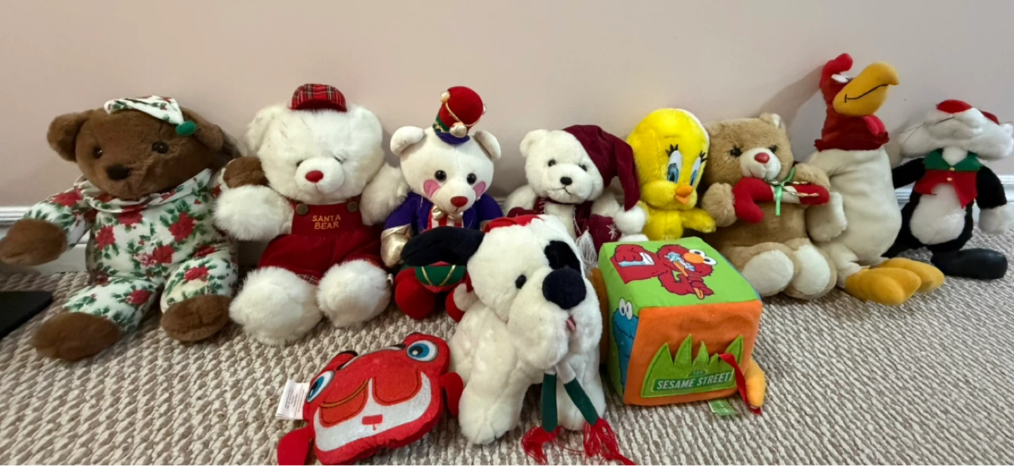 Assorted Plush Toys - photo 2