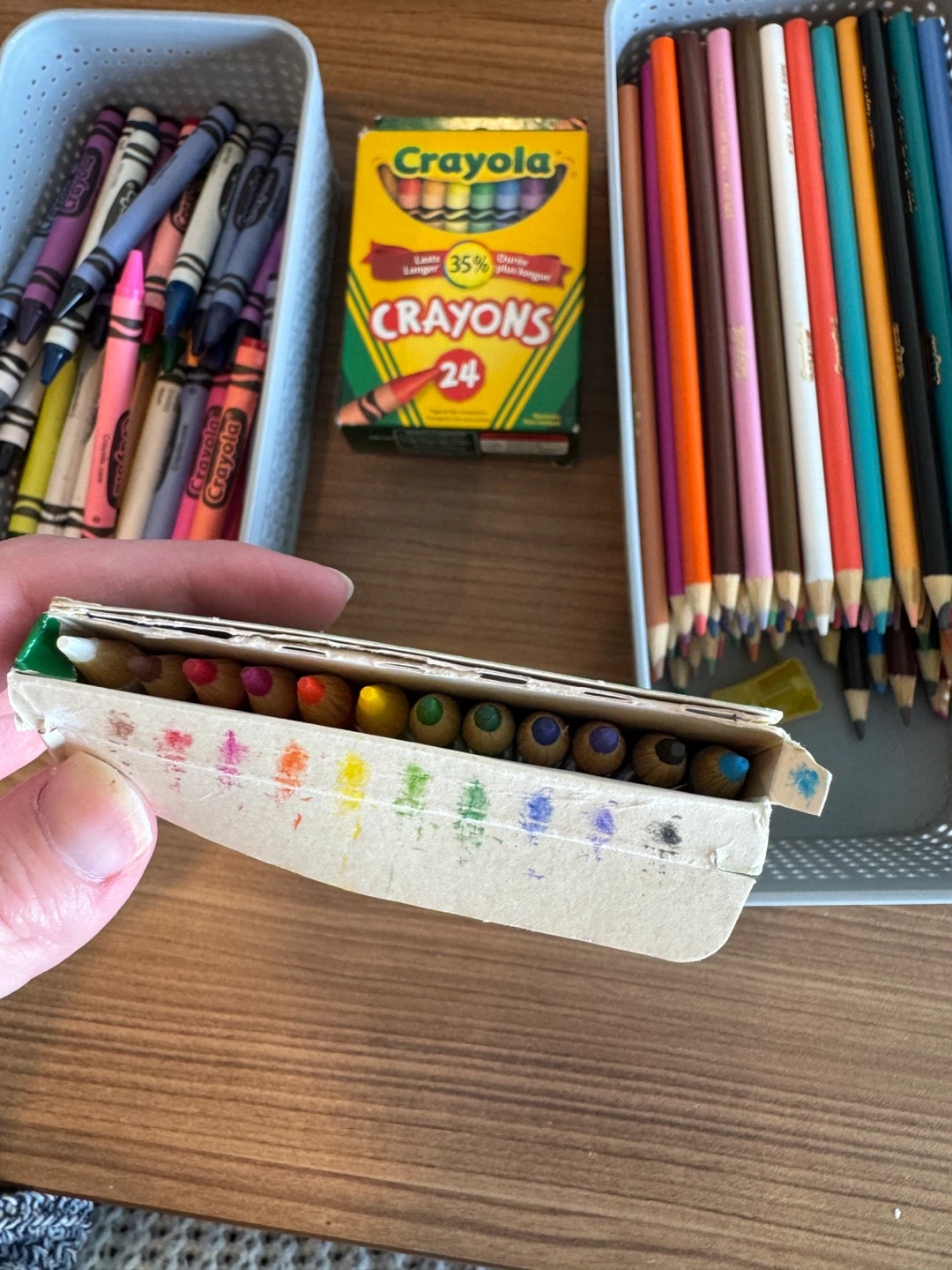 Crayola Crayons, Pencil Crayons and Watercolour Pencils Set - photo 3
