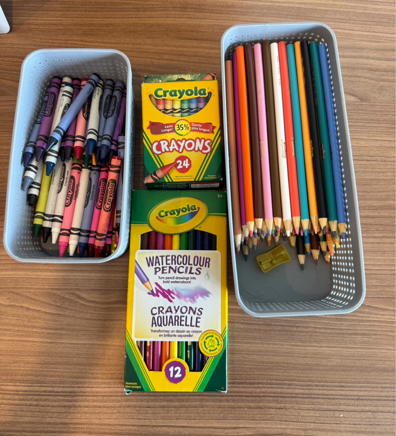 Crayola Crayons, Pencil Crayons and Watercolour Pencils Set