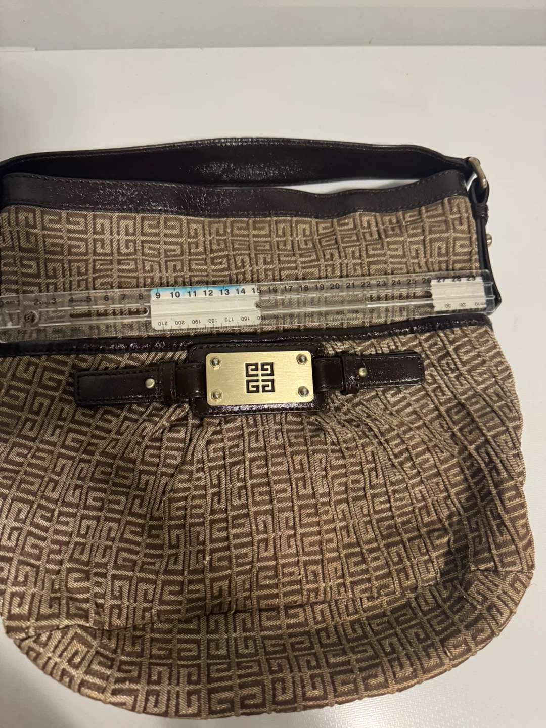 Givenchy Shoulder Bag - photo 2