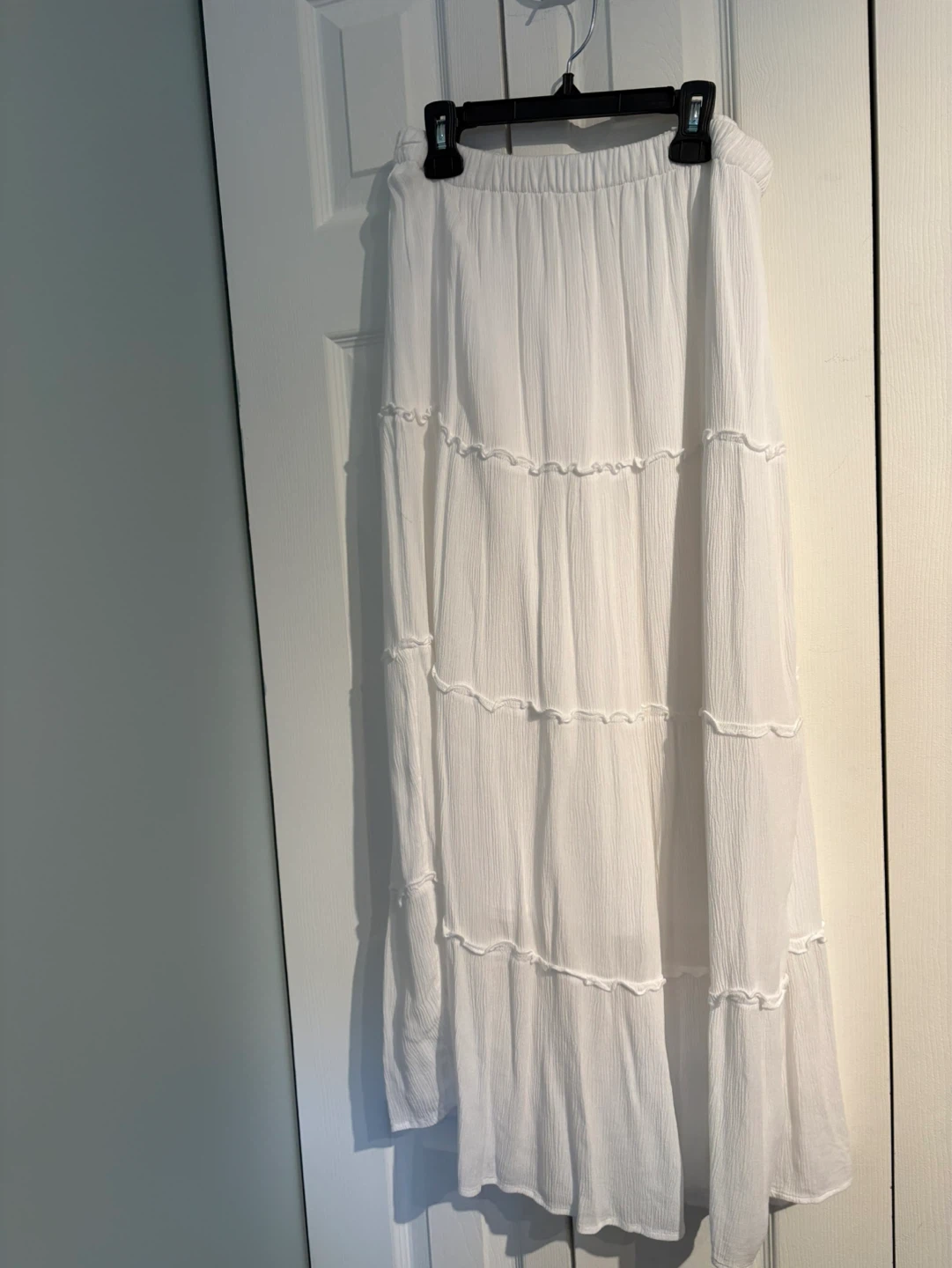 Hollister White Tiered Maxi Skirt