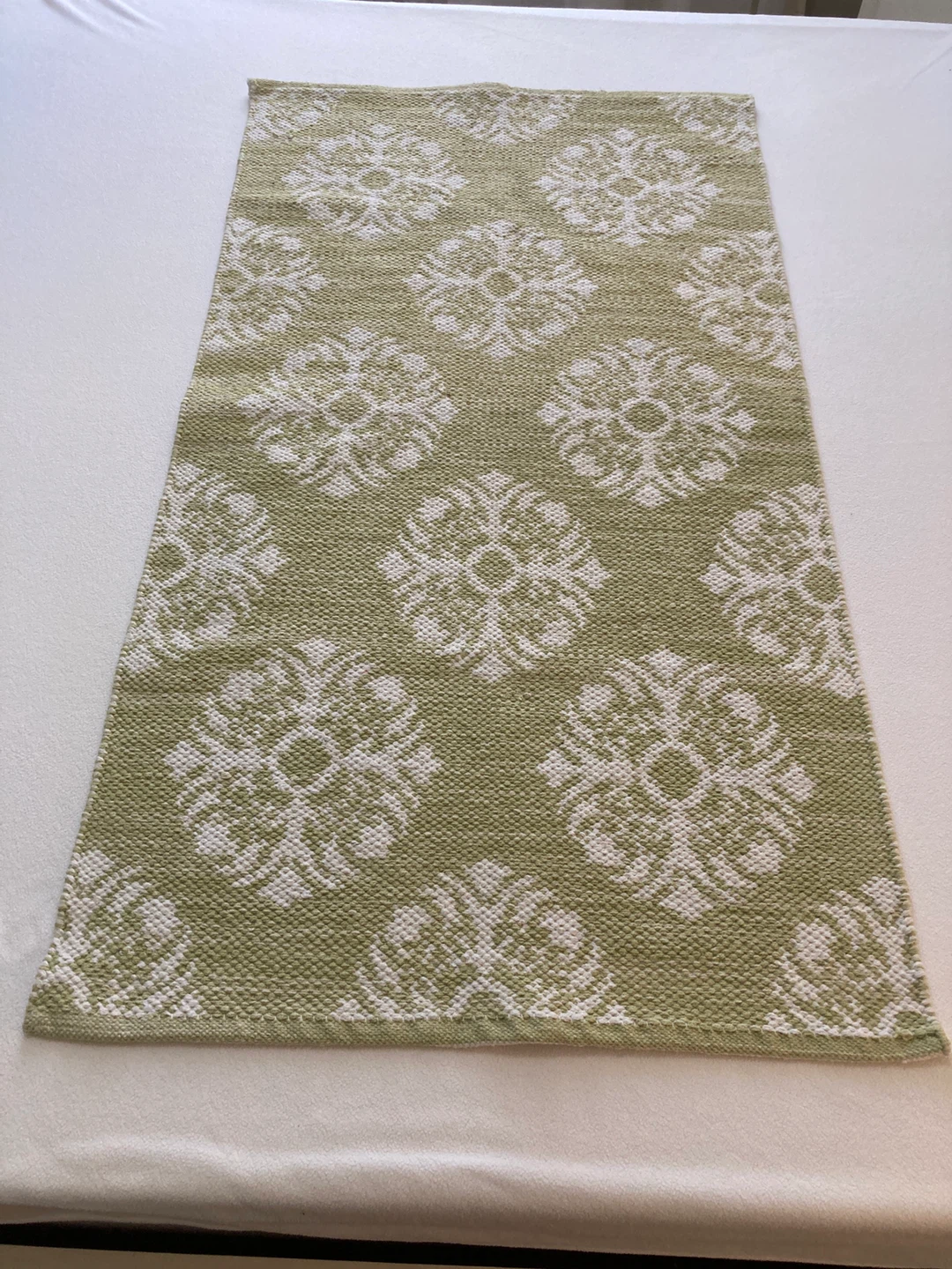 Runner - Green and White Floral Pattern