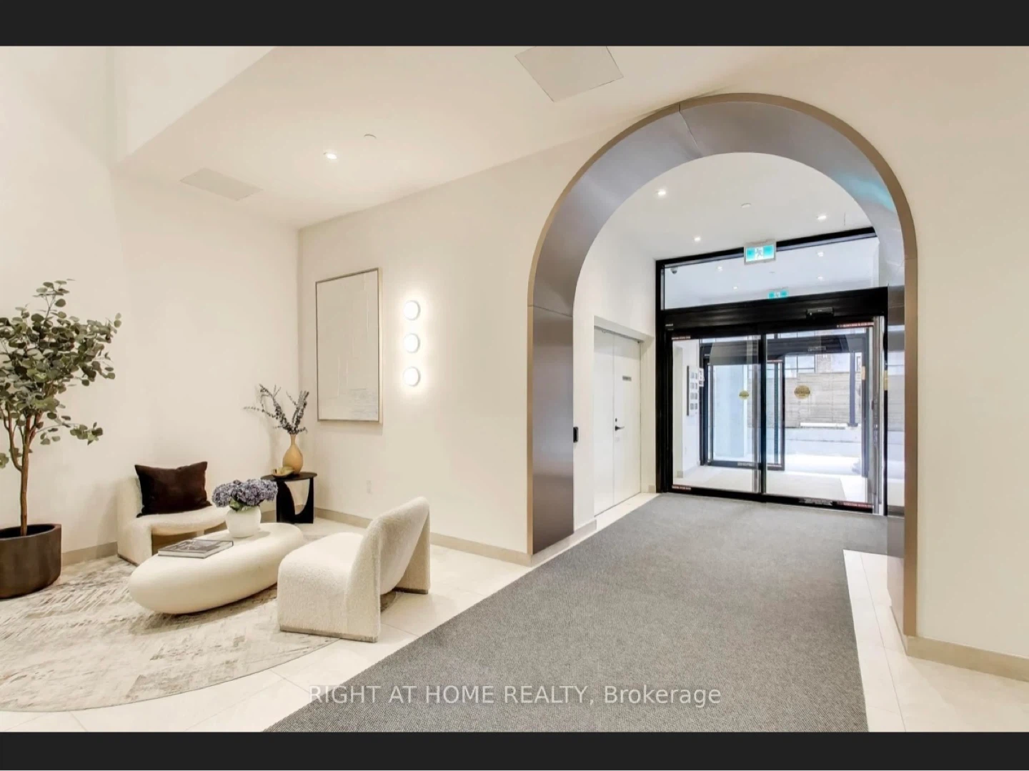 1 bedroom+ 1 Den with 2 full bathrooms - photo 3