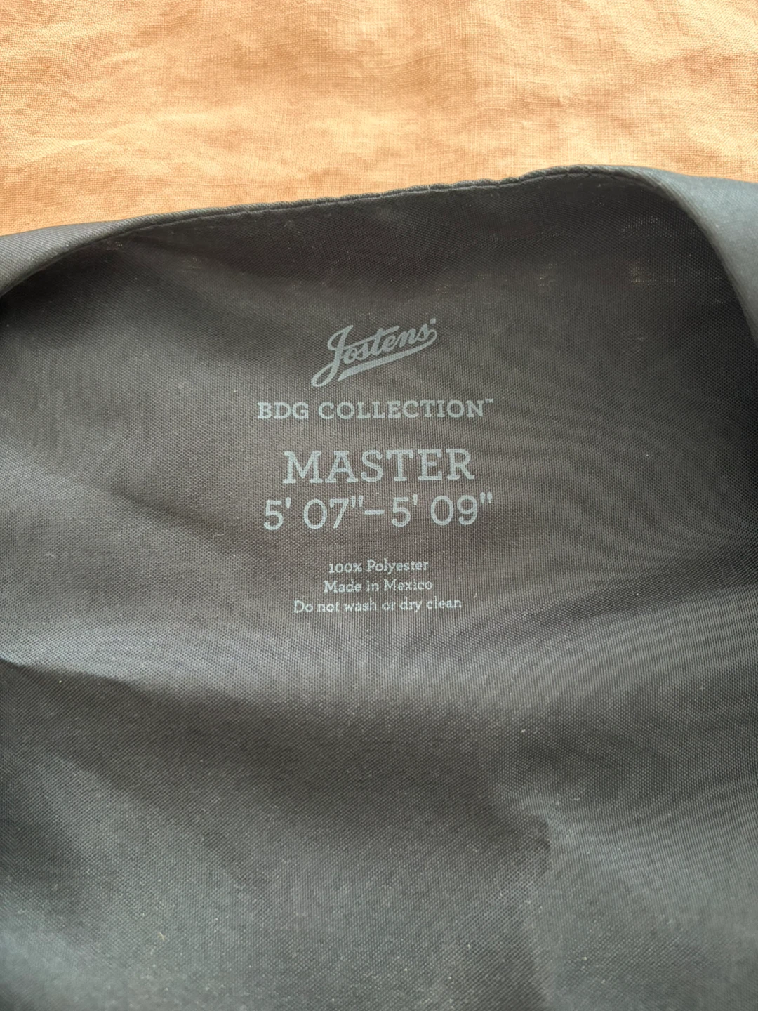 Masters degree robe 5’7”-5’9” - photo 2