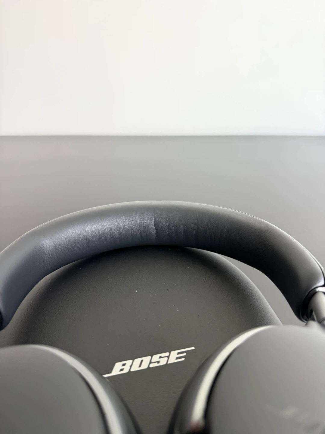 Bose QC Ultra Headphones (1st Gen) – Black – Like New in Box - photo 5