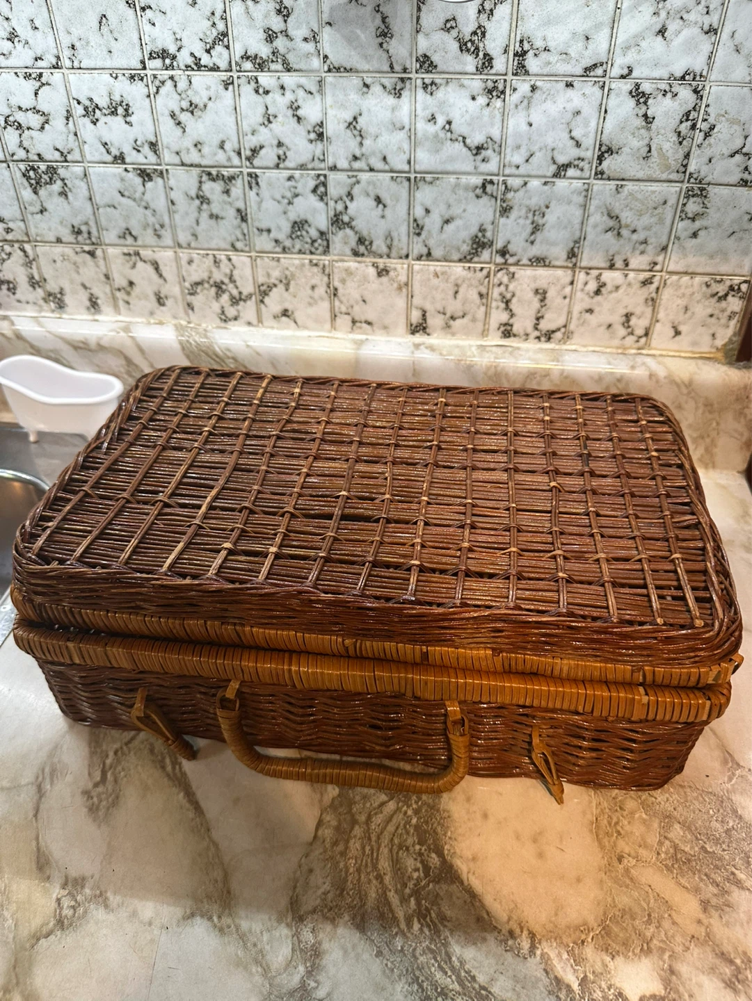 Wicker Basket with Lid (not hinged)
