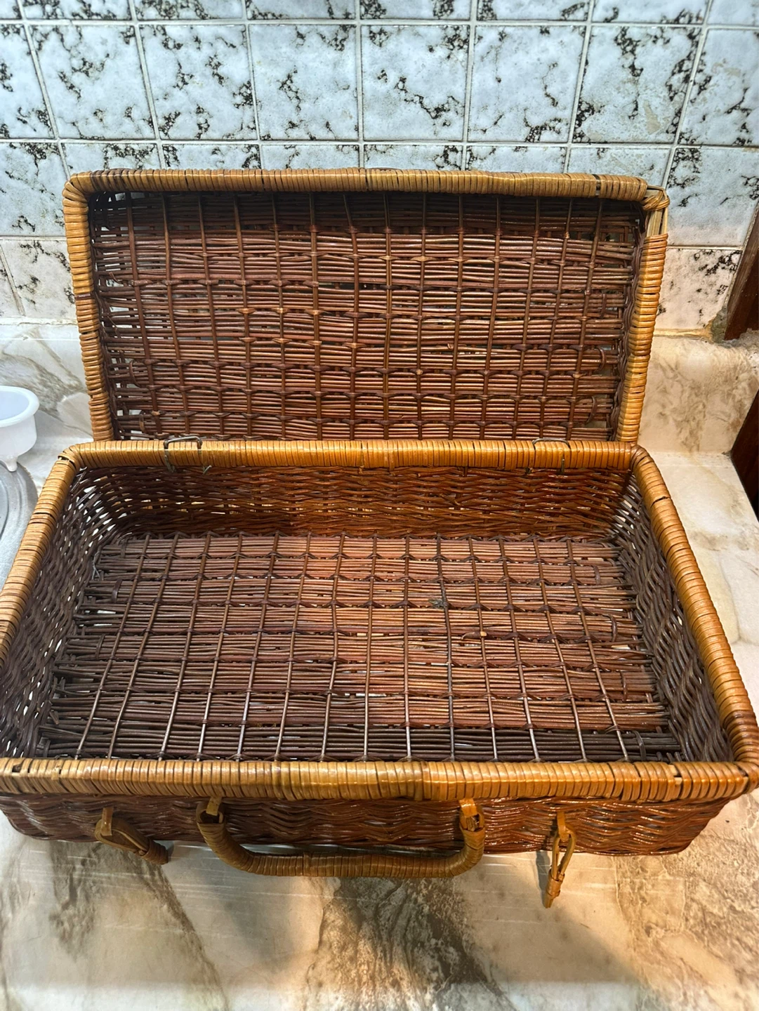 Wicker Basket with Lid (not hinged) - photo 5
