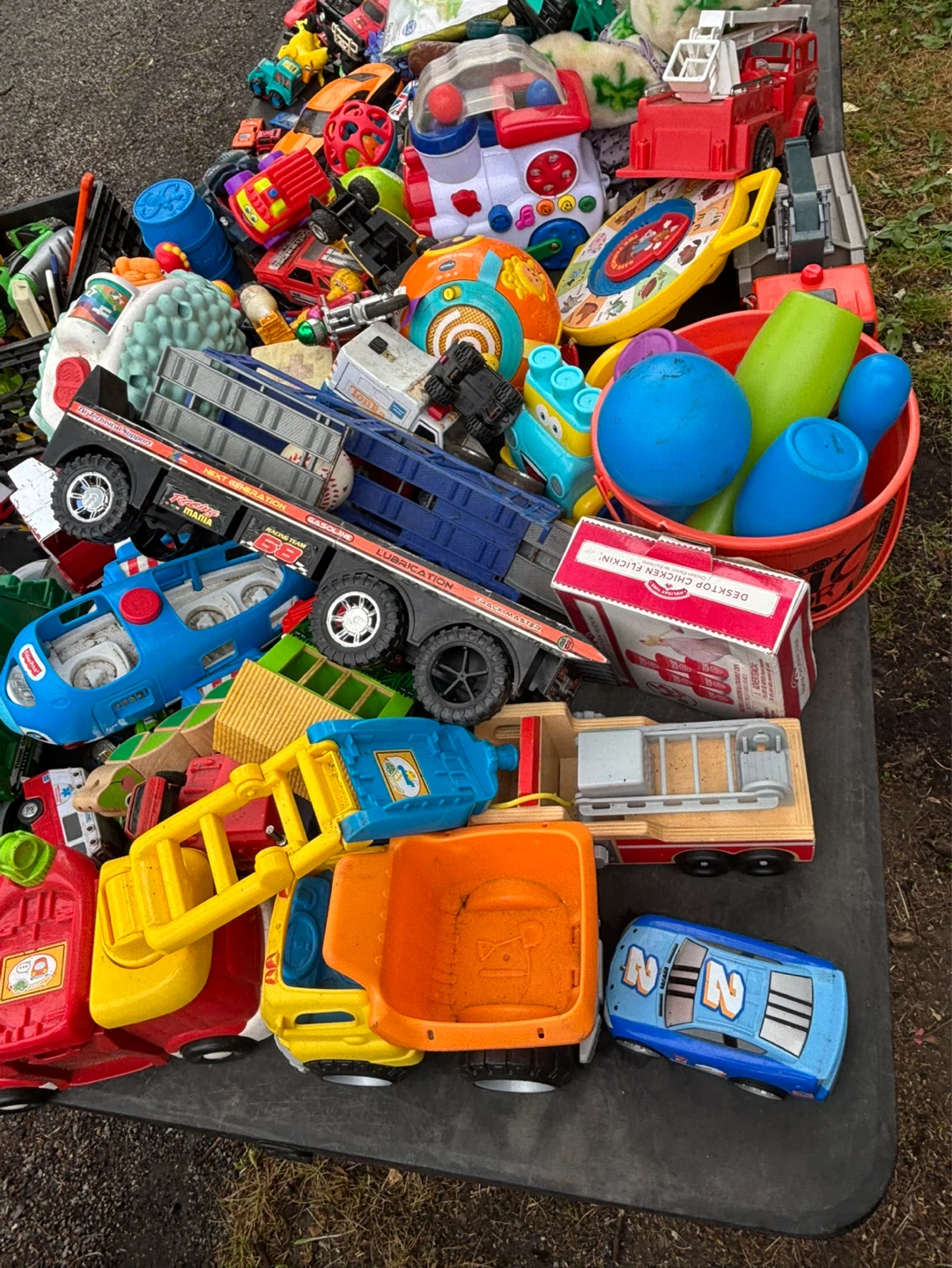Yard sale 658 rt 209 cuddebackville ny - photo 2