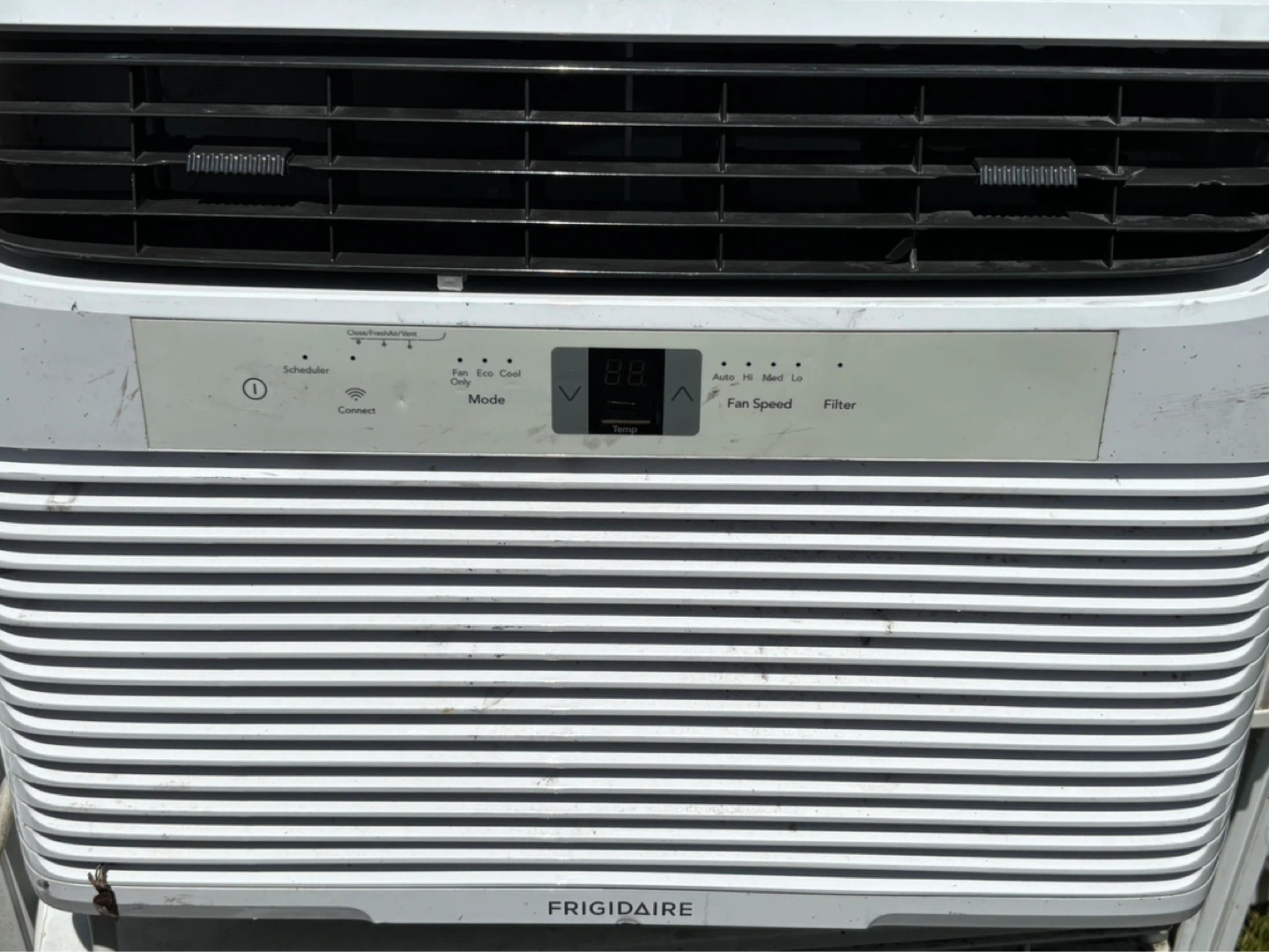 Frigidaire FHWW122WCE Window Air Conditioner