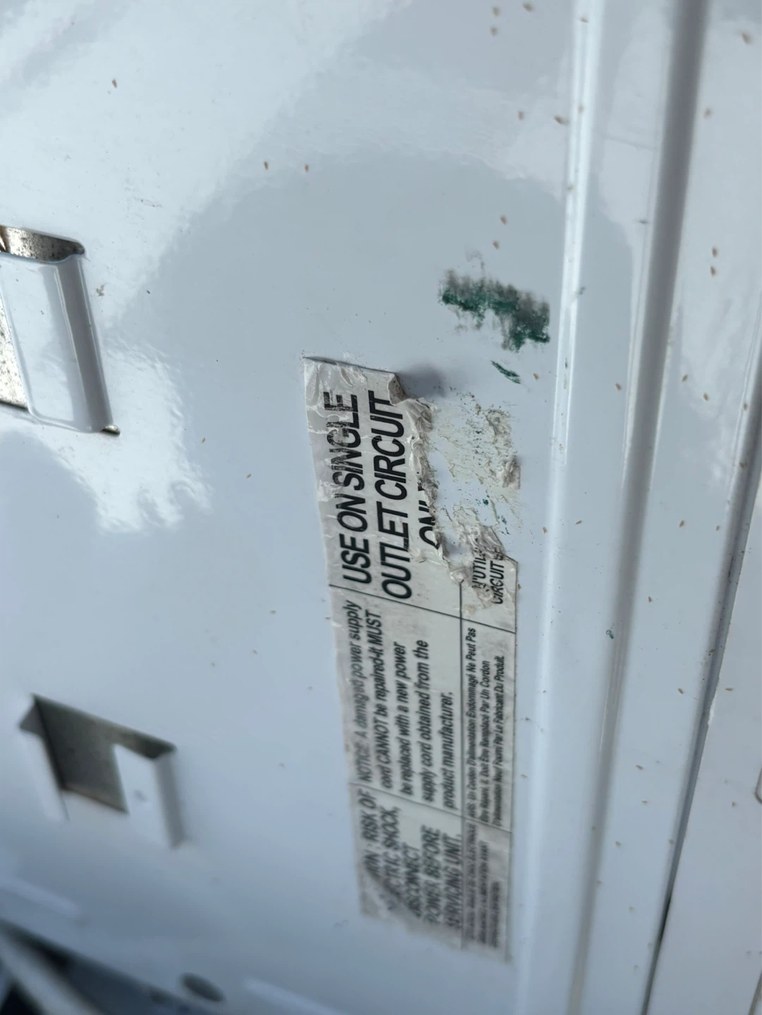 Frigidaire FHWW122WCE Window Air Conditioner - photo 3