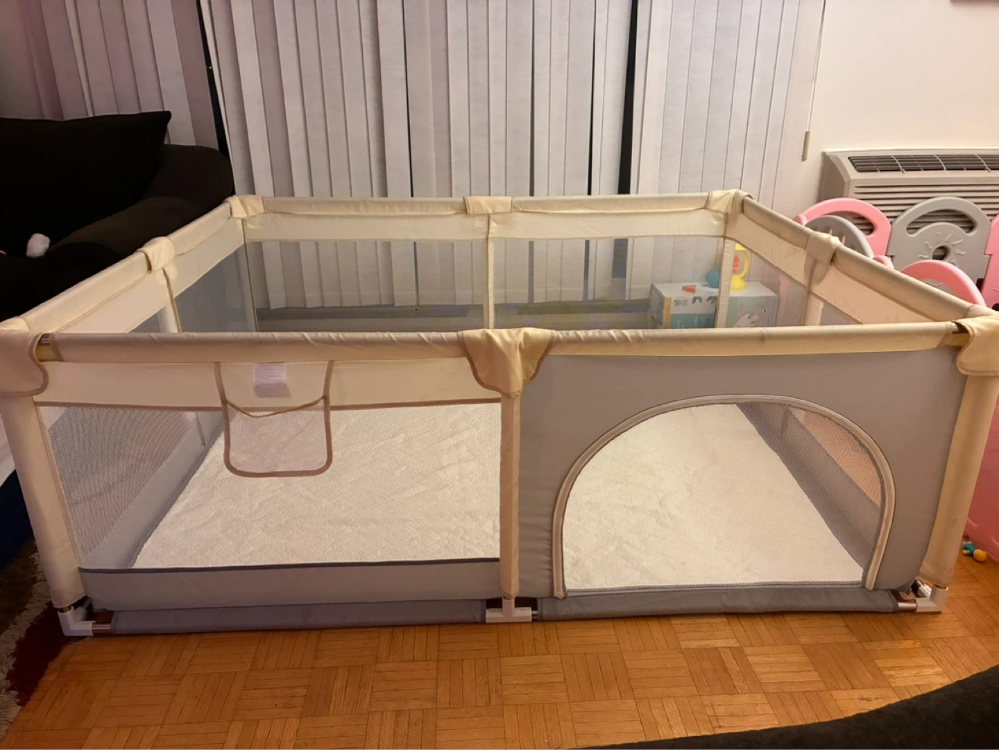 Beige Playpen with Mat 59x71inch