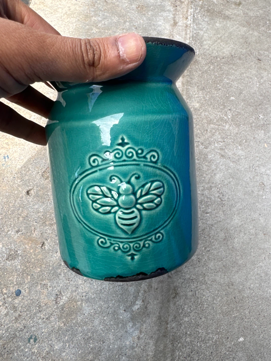 Ceramic Vase with Bee Design - photo 3
