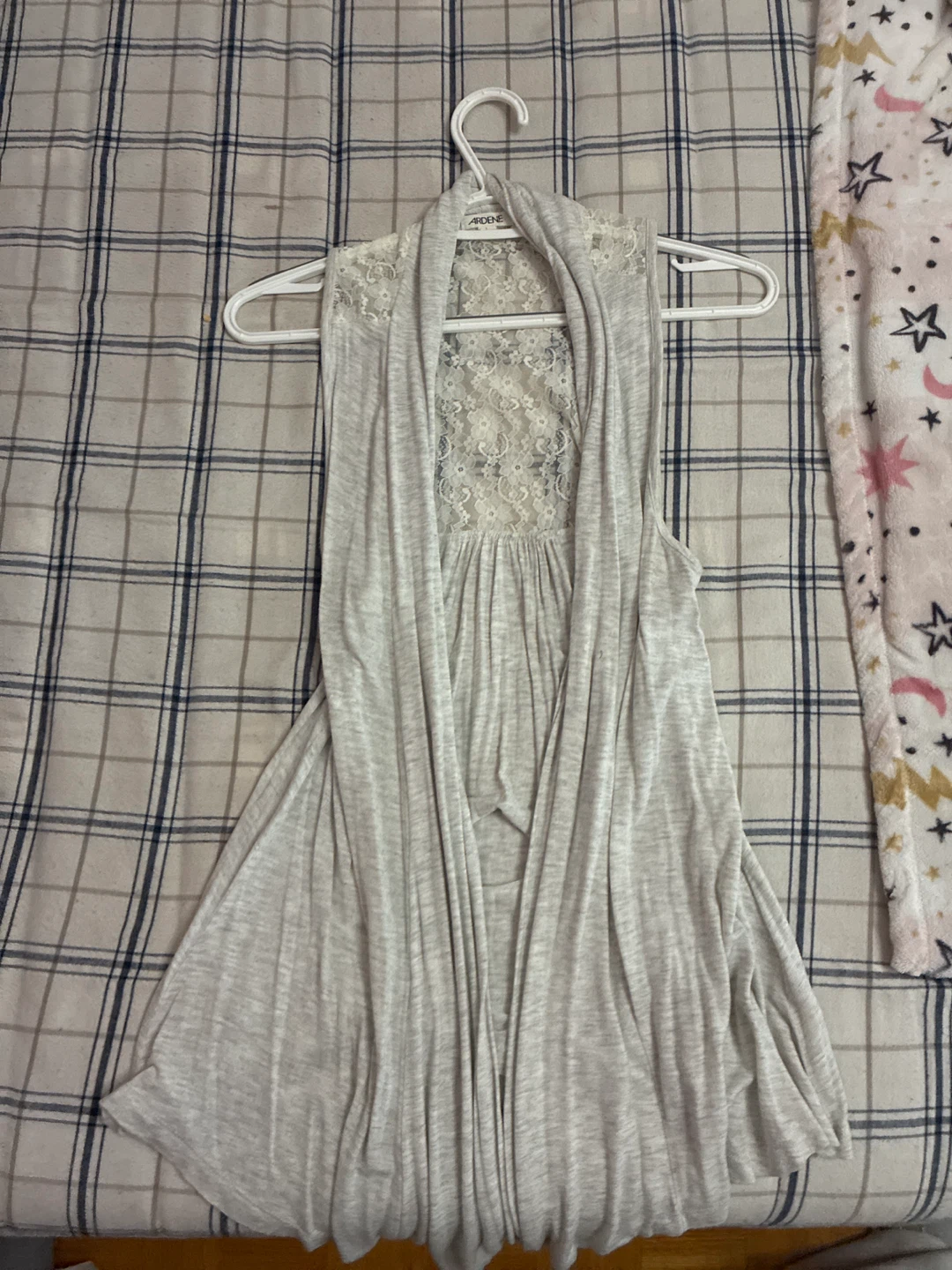 Ardene Women's Lace Back Sleeveless Cardigan