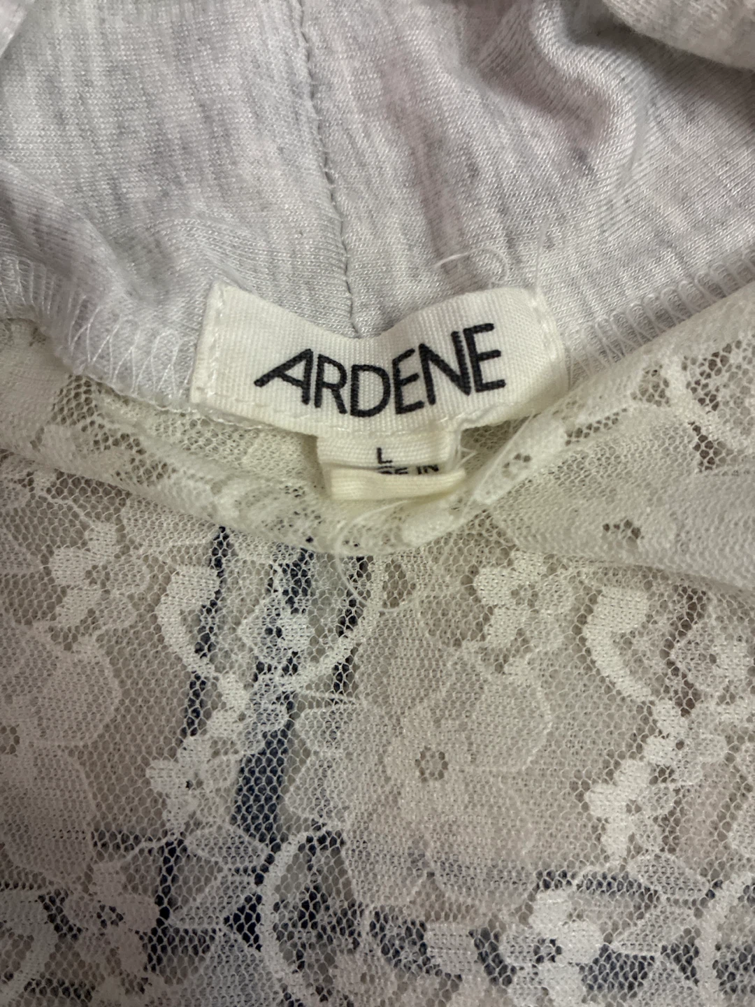Ardene Women's Lace Back Sleeveless Cardigan - photo 2