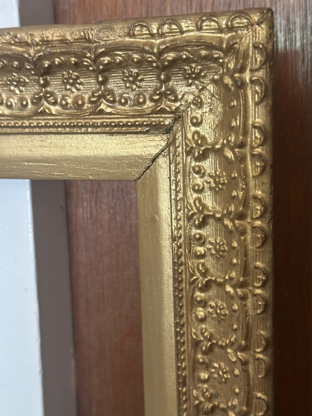 Antique Gold Gilt Trim Picture Frame - photo 2
