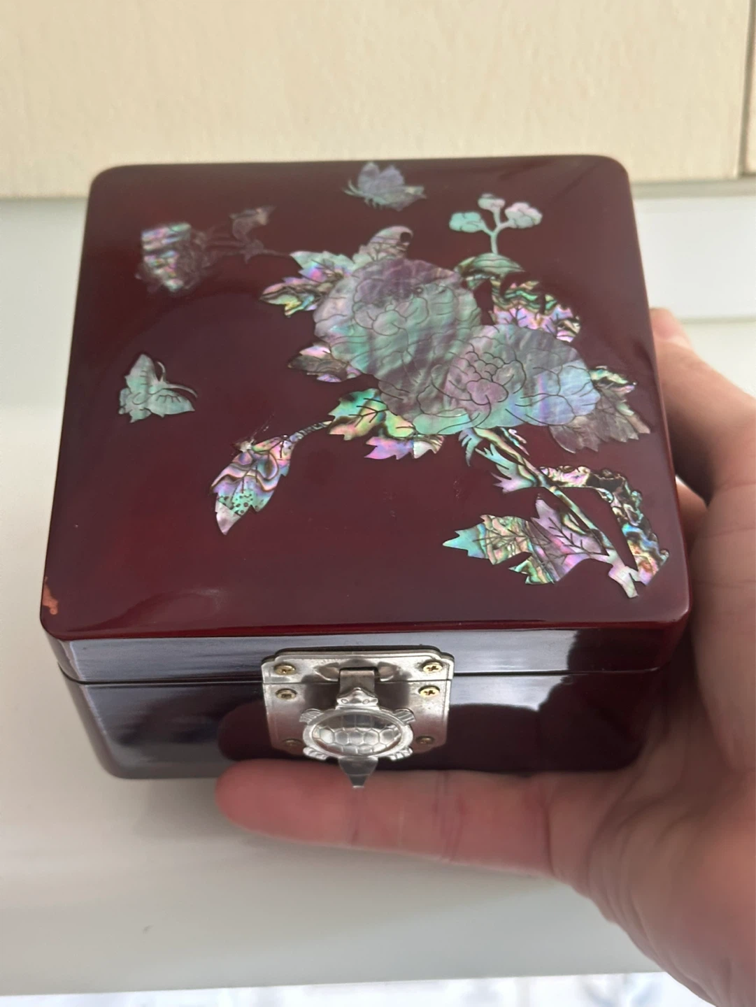 vintage Korean lacquered jewelry box with mother of pearl