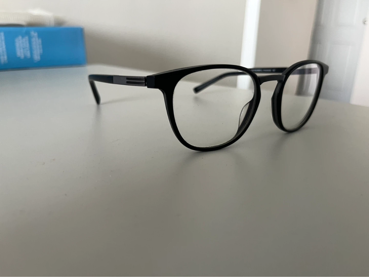 Black Eyeglasses - photo 3