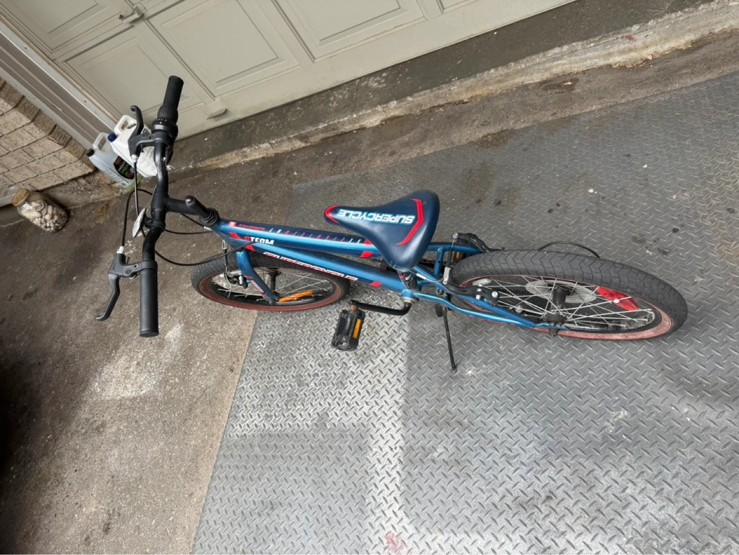 Supercycle Team Kids Bike