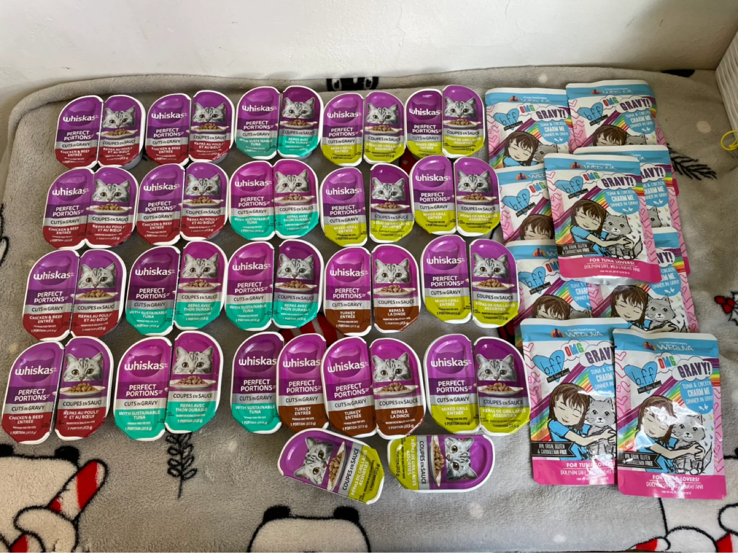 Wet Cat Food Lot