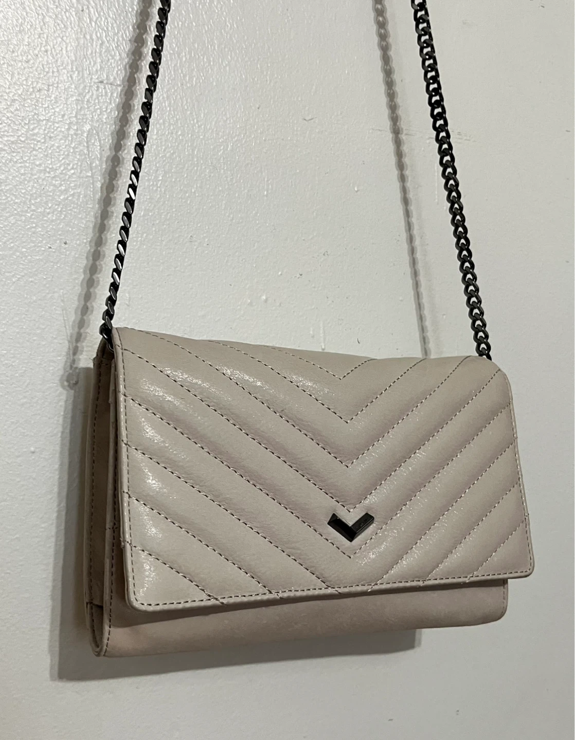 Botkier New York White Quilted Leather Wallet Crossbody Bag - photo 5