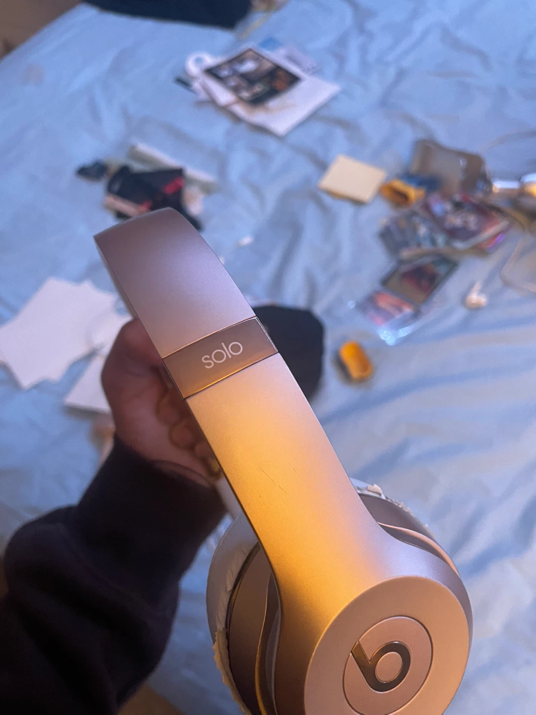 Beats Solo Wireless Gold Headphones - photo 3