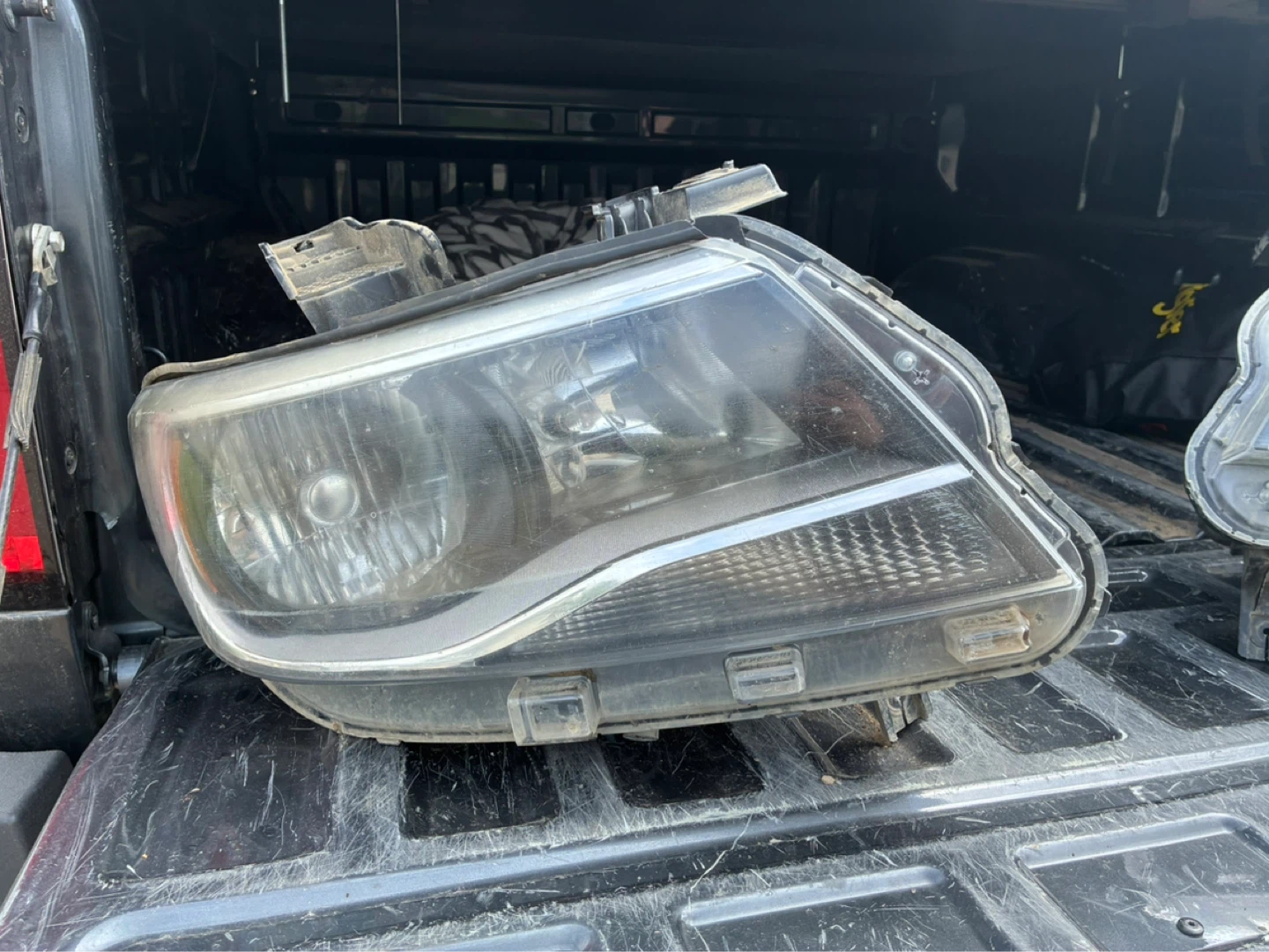 Chevrolet Colorado Headlights - photo 3