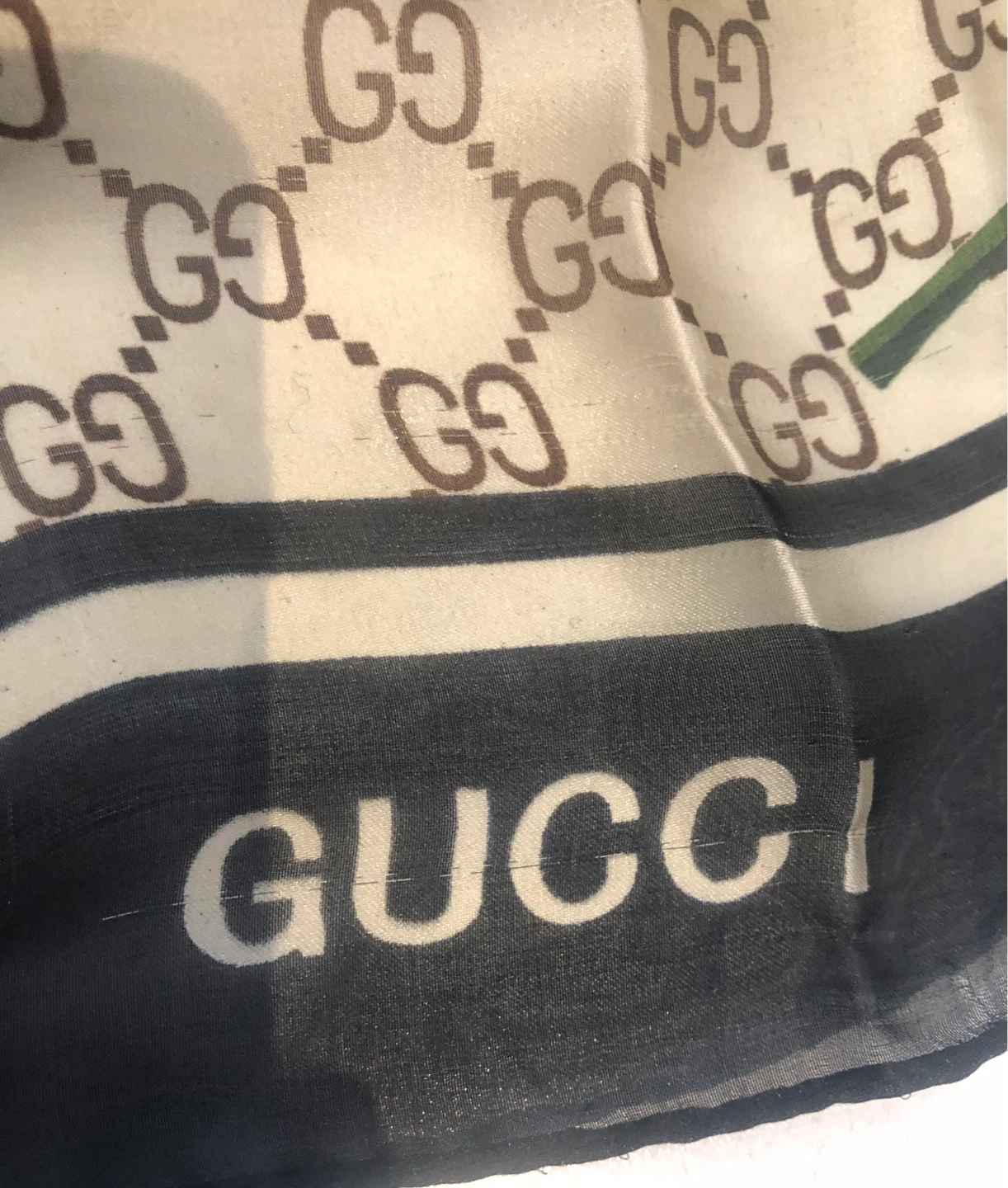 Gucci Scarf with Floral Print - photo 4