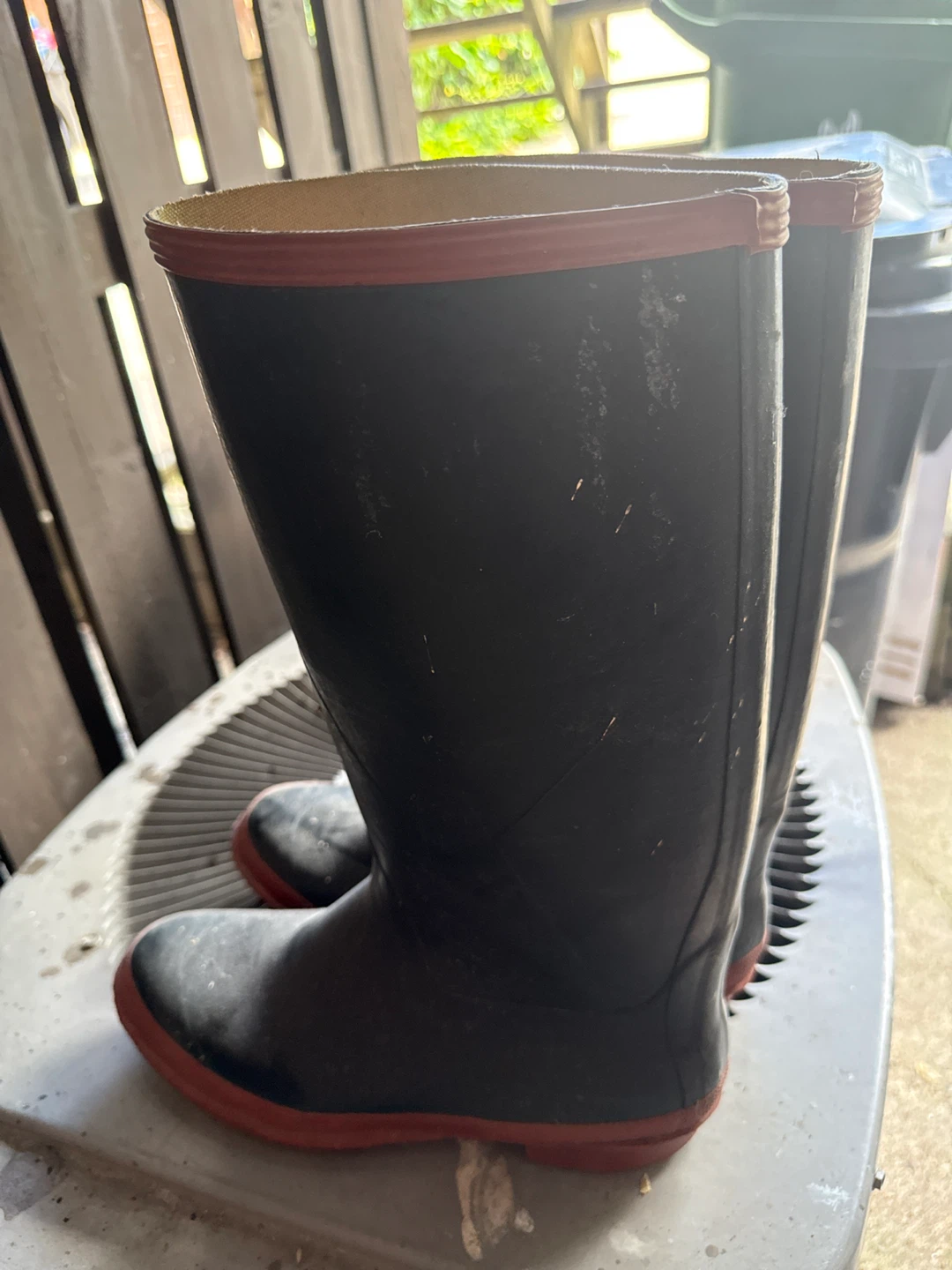 Black Rubber Boots Size 12 - photo 5