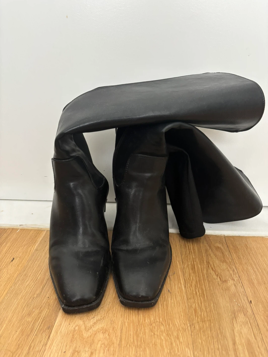 Kelly & Katie Knee-High Boots Size 9.5