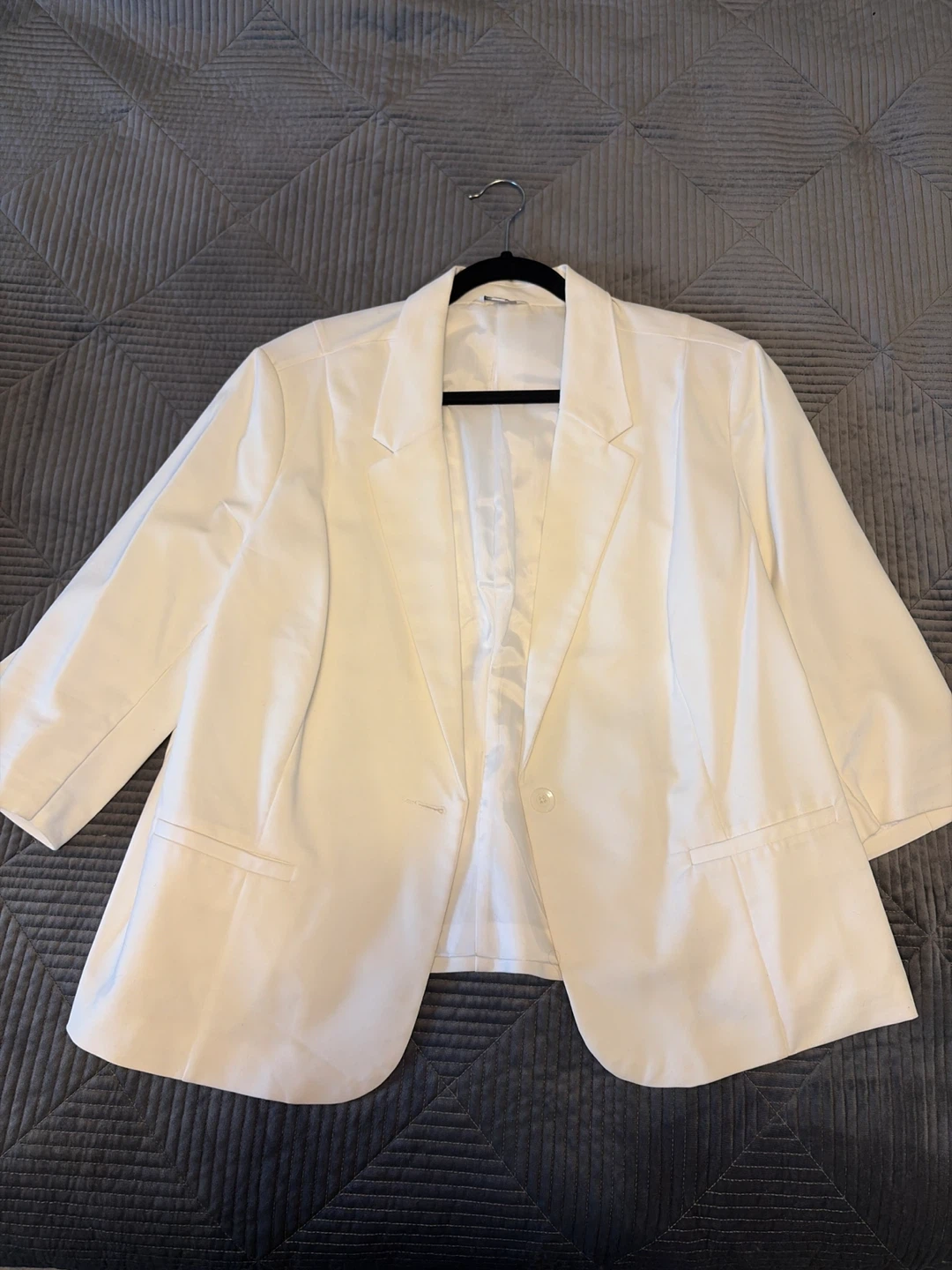 Reitmans White Blazer
