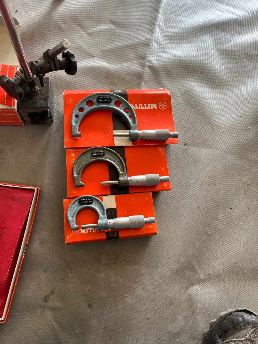Mitutoyo Telescoping Gauges and Micrometers Set